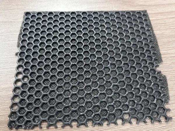 15 g/m² PES hot melt adhesive web bonding nonwoven fabric to a speaker honeycomb panel