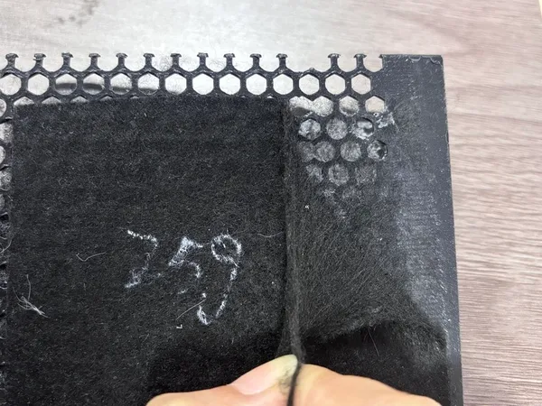 25 g/m² PES adhesive web speaker grille cloth pull test